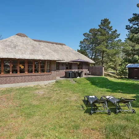 Casa de Férias Satzur - 800m From The Sea By Interhome